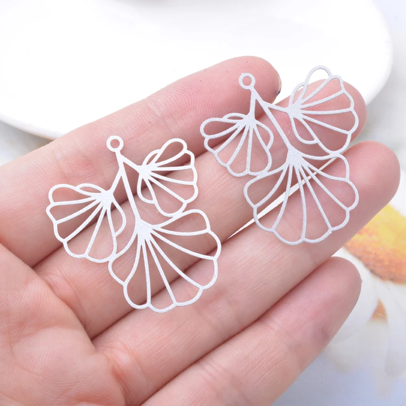 30 Stück AB8248 Messing Filigran Ausgehöhlte Blätter Anhänger Goldener Blattanhänger für DIY Damen Schmuck Ohrringe Zubehör – Detail 3
