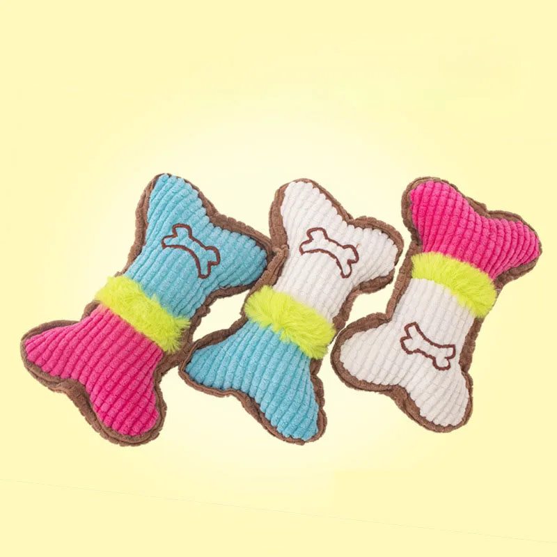Jouet pour chien en peluche couineur, jouet en peluche doux en forme d'os pour le nettoyage des dents, la réduction du stress, l'entraînement interactif, design mignon, couineur intégré pour divertir le chien.