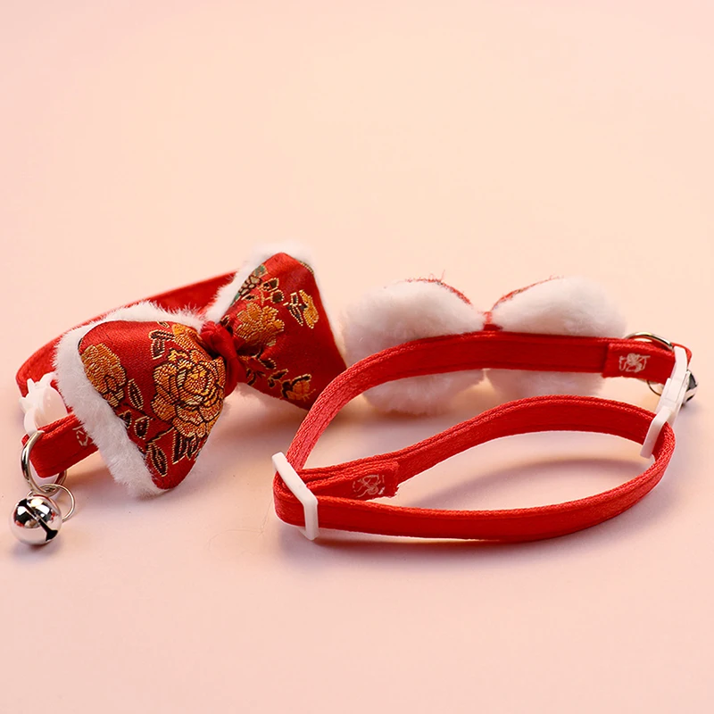 

New Pet Scarf Festive New Year Holiday Scarf for Dogs and Kittens Autumn and Winter Warm Scarf Plush Collar Decoration