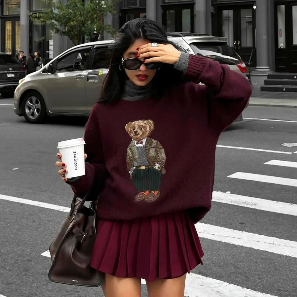 Fashionable Autumn And Winter New Style Knitted Sweater With Bear Embroidery And Cartoon College Wind Knitted Top