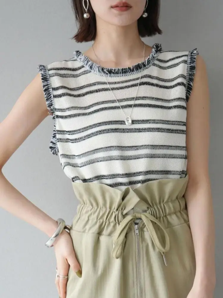 

Korean Women Black White Striped Patchwork Elegant Sleeveless Tank Clothing Summer Round Neck Versatile Knitted Vest Tops Casual