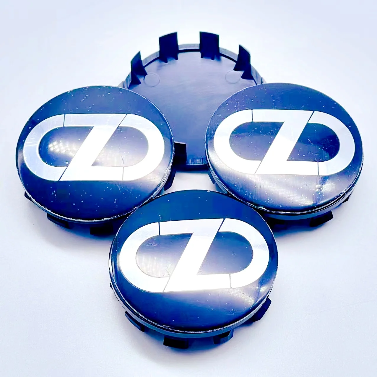 

4PCS OD 56MM / ID 53MM Caps On Wheels OZ Emblem Wheel Center Cap Car Logo Wheel Cover Hub caps Sport Rim Caps Silver And Black