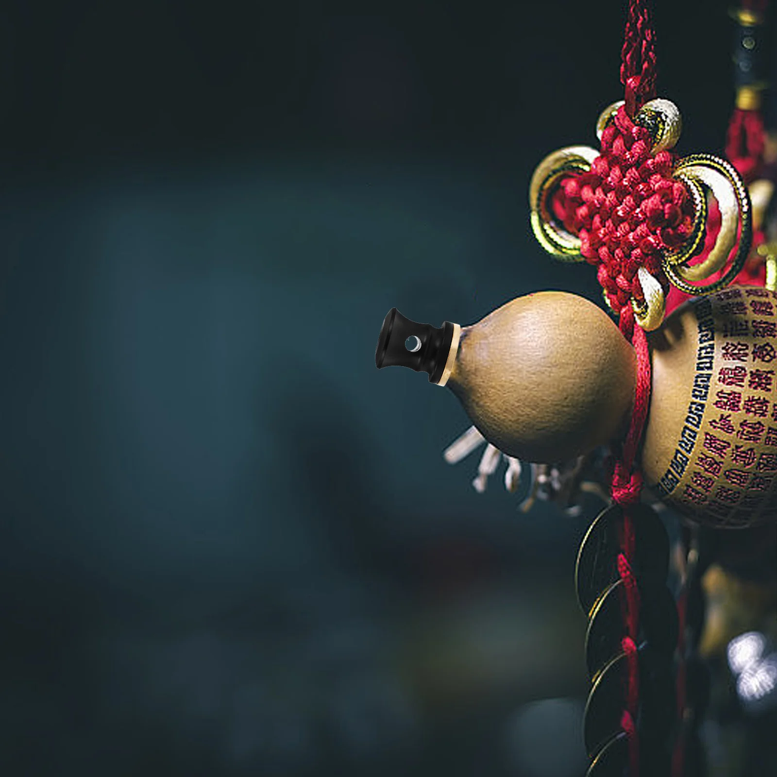 

Elegant Wine Gourd Stopper Reusable Sealing Plug for Wine Bottles Aesthetic Appeal and Durability Beverage Bottle Saver