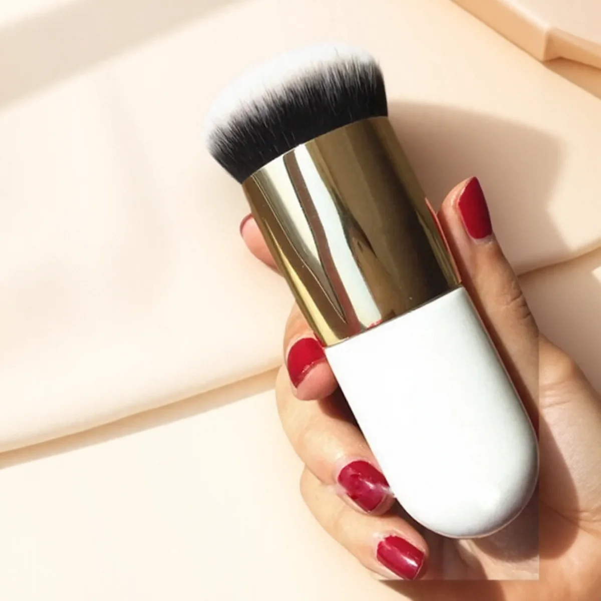 Profesjonalne płaskie pędzle do makijażu w kremie do konturowania policzków róż do nosa podkład sypki puder