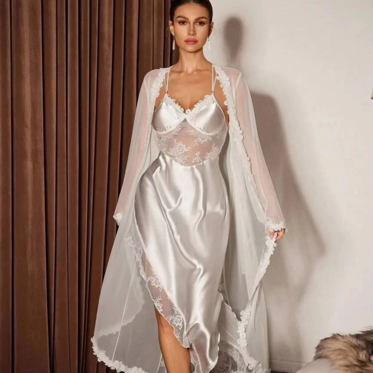 Graceful Sleepwear Women 2 Piece Appliques Split Long Sleeve Wedding Bridal Robe Customized Bridal Boudoir Sleepwear Nightwear