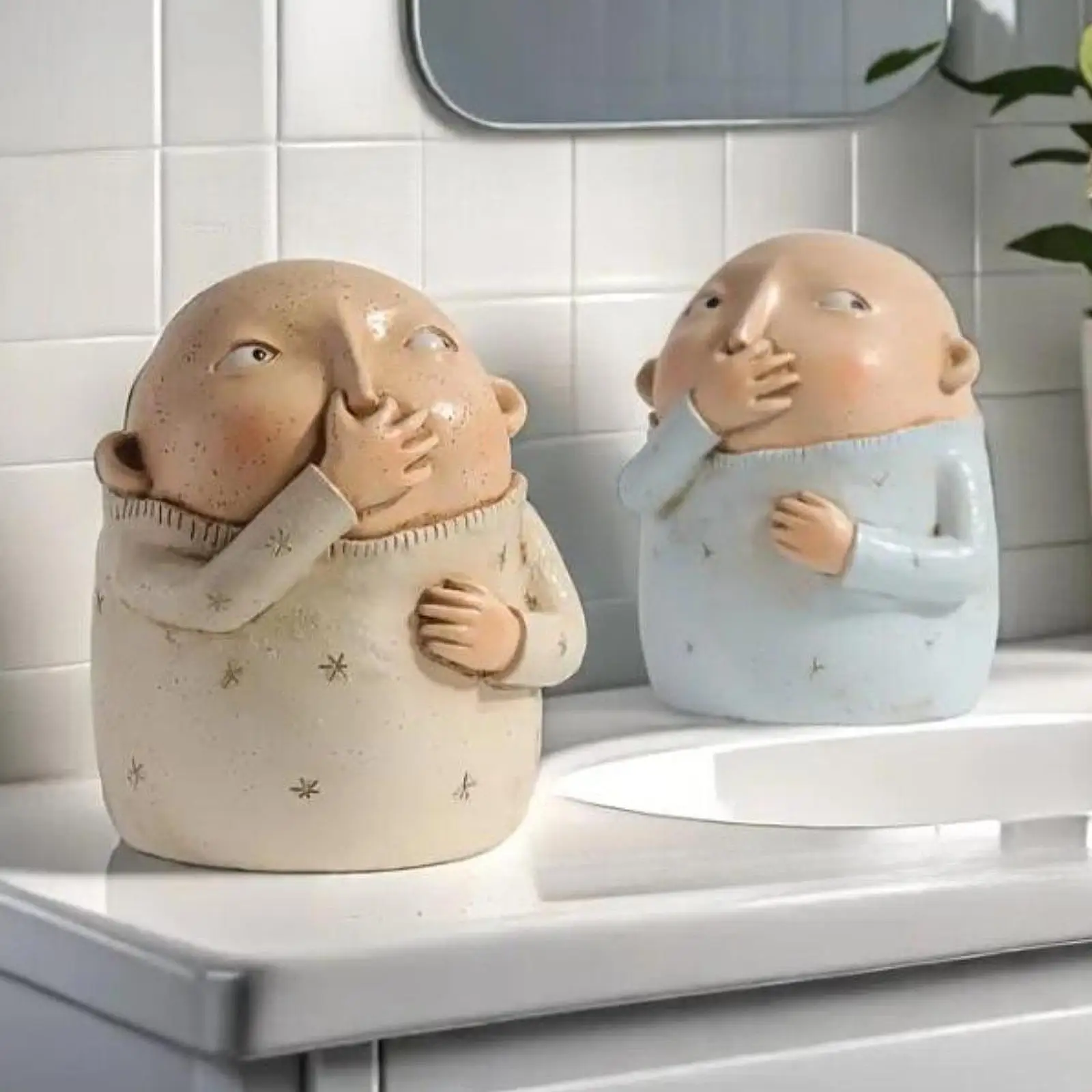 Vulgar Figurine Bathroom Decoration Creative Weird Decor Modern Art Statue Kitschy Figurine Holding Nose Bathroom Statue