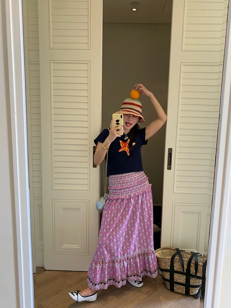 เสื้อยืดผู้หญิงลายพิมพ์ลำลองผ้าฝ้าย ดีไซน์ใหม่สุดฮิตประจำปี 2025 สีดำ