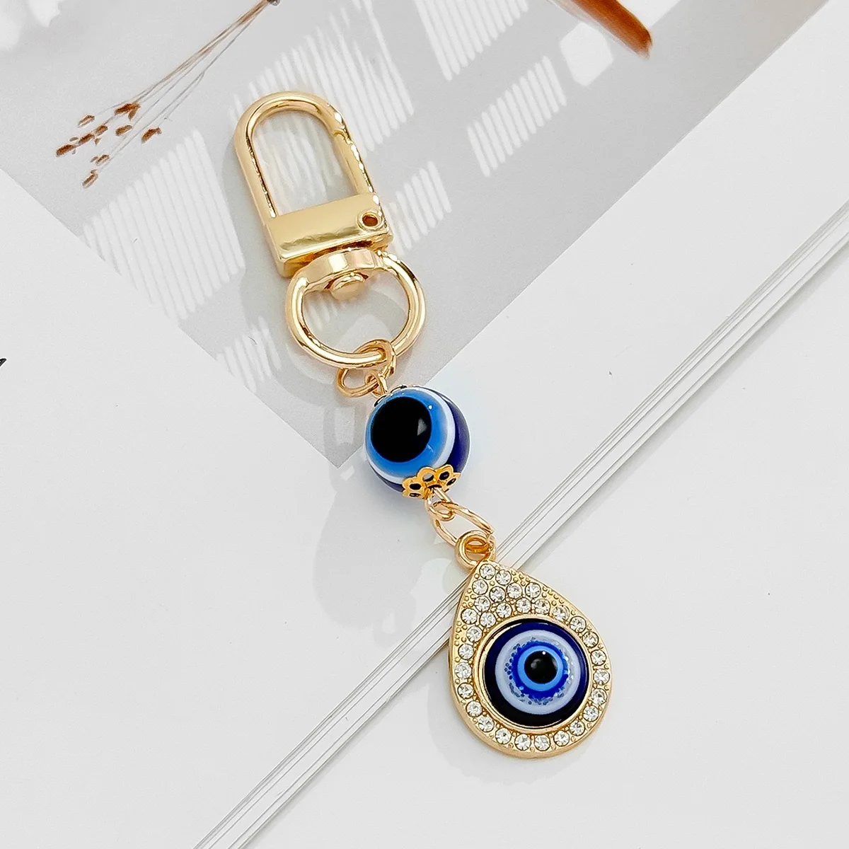 1 Stück Evil Eye Schlüsselanhänger, Strass-Anhänger, Karabinerverschluss, Handtaschen-Charm, türkisches blaues Auge, Glücksbringer, Taschen-Dekoration, Geschenk – Detail 3