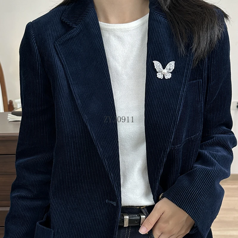 Perla naturale super flash farfalla zircone spilla lusso atmosfera autunnale e invernale spilla di fascia alta accessori per cappotti