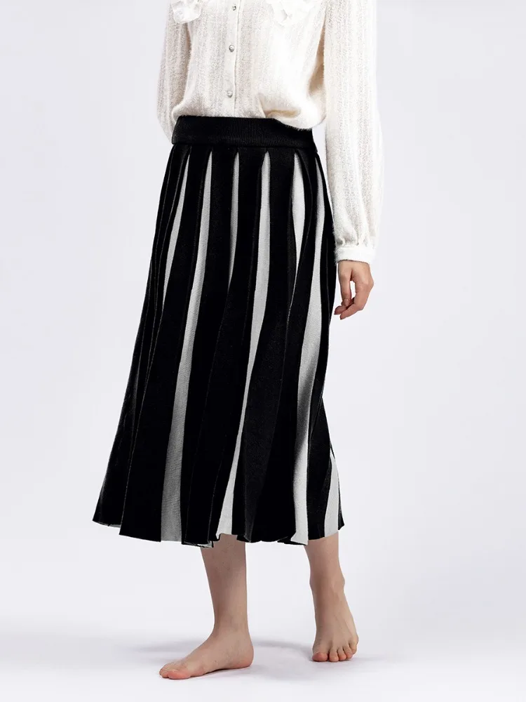 

New Winter Knitted A-line Midi Long Skirt for Women Sweater Autumn Fashion Large Swing Skirts Lady Retro Pleated Skirts Elegant