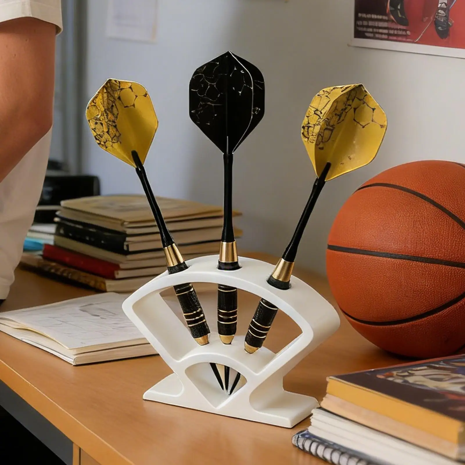 

Dart Holder Stand for Desktop Vertical darts rack can Capacity hold 3 Darts display bracket for Shelf Bedroom Darts supplies