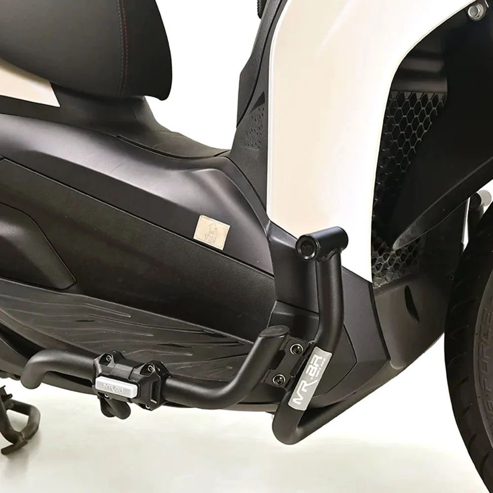 Highway Engine Guard / Crash Bar for Beverly S 400, Beverly 400, and Piaggio BV 400 (2021–2026)