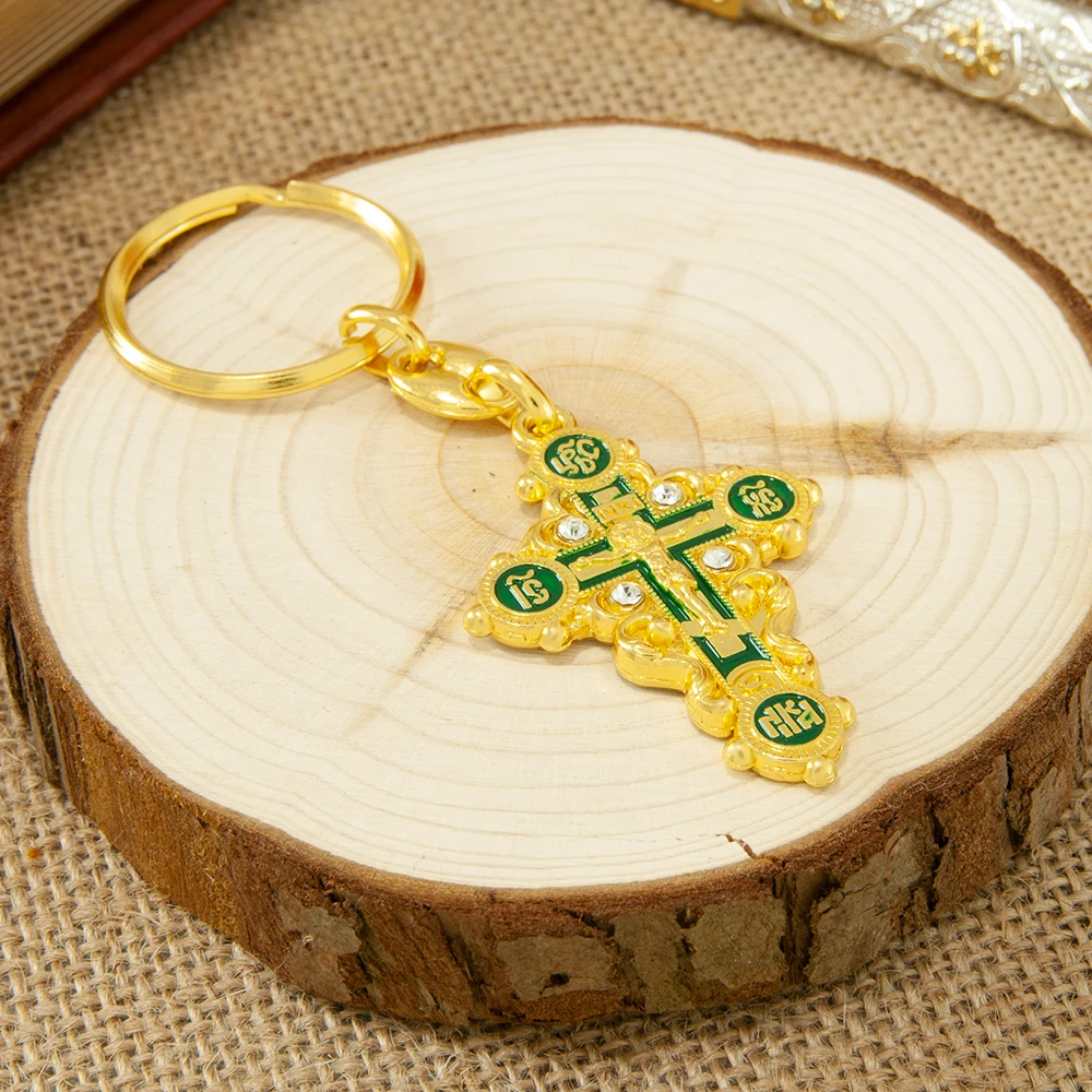 HTISOK Orthodoxes Kreuz aus Legierung, vergoldeter Schlüsselanhänger, heilige religiöse Mini-Jesus-Ikone, Kruzifix-Anhänger, heiliger Schlüsselanhänger für Gläubige – Detail 5