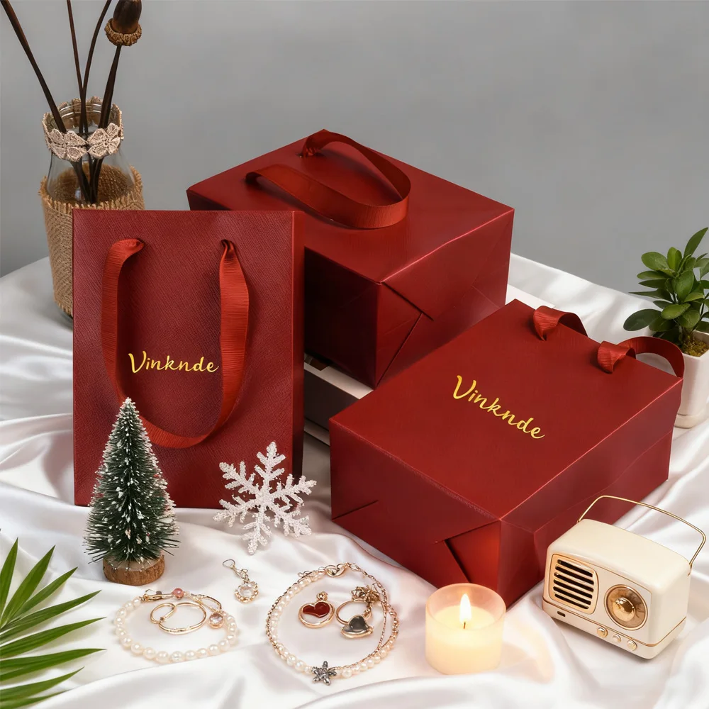 

24/30/50pcs Luxury Custom Red Green Jewellery Gift Packaging Paper Tote Bags with Your Own Logo for Wedding Christmas Favors