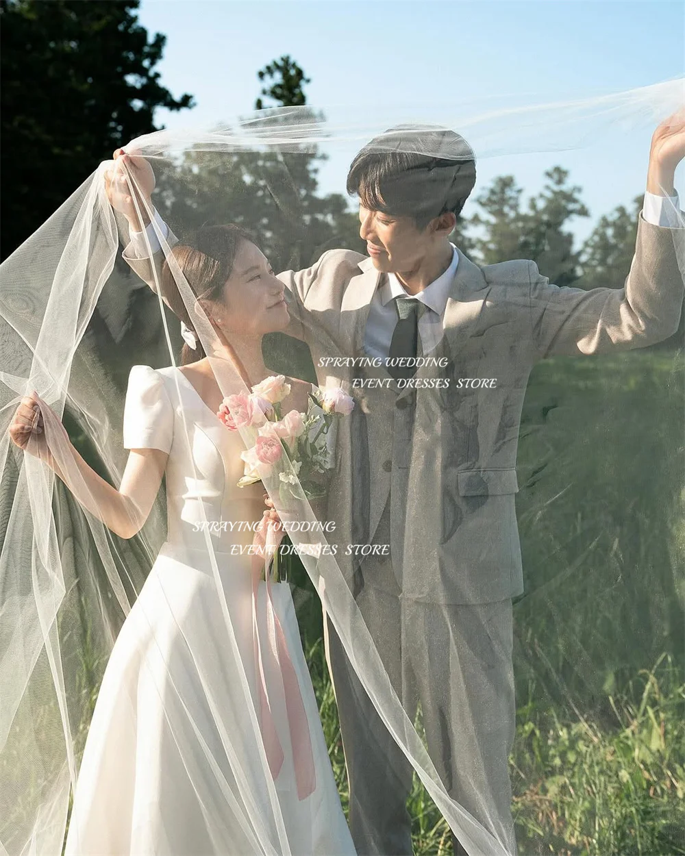 الرش بسيط العاج الساتان الزفاف صورة تبادل لاطلاق النار فستان ساحة طوق قصيرة الأكمام كوريا زي العرائس مشد طويل ستناء Dersس مخصص