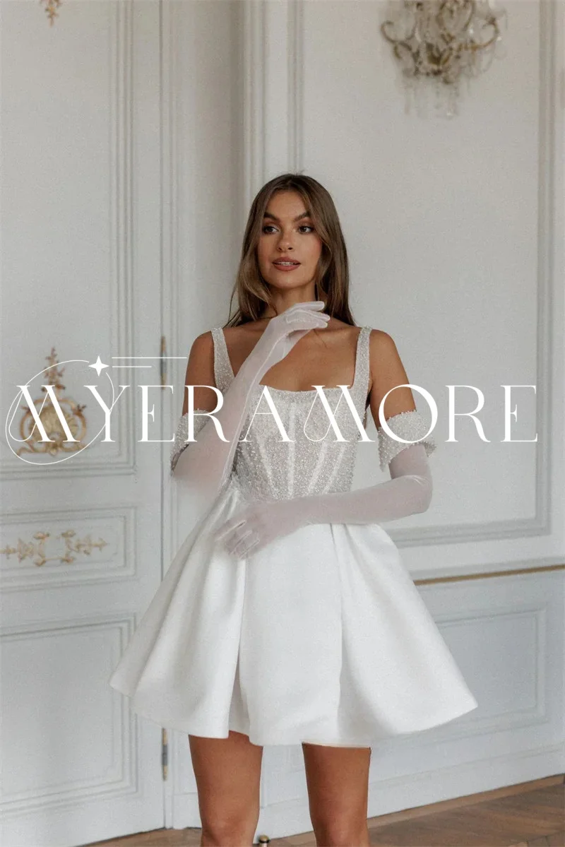 Simples cetim curto vestidos de casamento 2025 cintas de espaguete pérolas uma linha luvas longas vestidos de noiva personalizado vestidos de novia