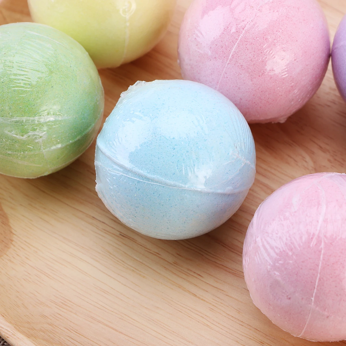

8pcs Bath Salt Bombs for Women Hydrating Moisturizing Skin Whitening Anti Itching Sterilizing Bath Tub Shower