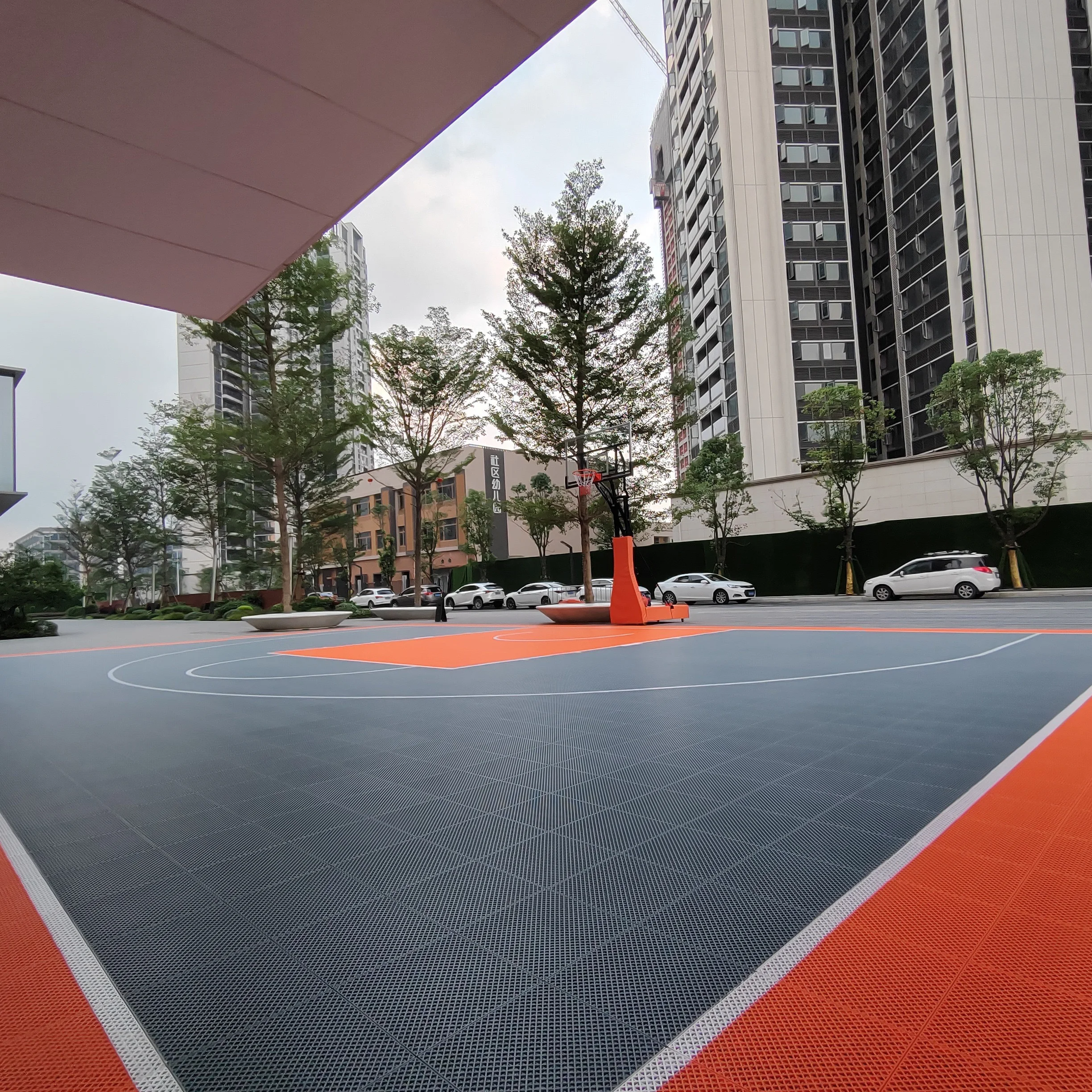 بلاط أرضي متشابك مسطح مضاد للا - مراجعة Outdoor Sport Floor Tiles وسعره
