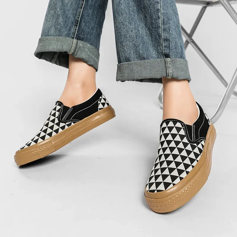 New Chessboard Canvas Shoes for Women Casual Sneakers Ladies Walking Shoes Slip on Loafers Sport Shoes Baskets Femme Compensées