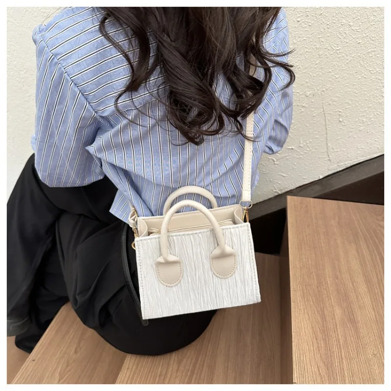 Women's Minimalist Handbag Pleated Small Luxury Brand Crossbody Bag Women's Winter New Korean Version Square Female Shoulder Bag