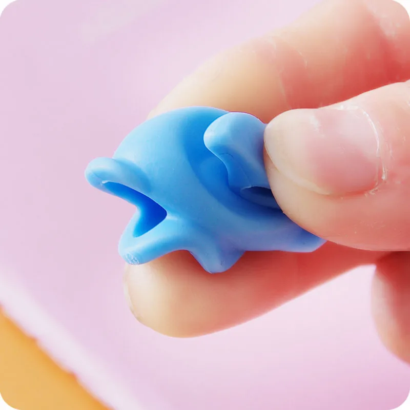 100PCS/Lot Soft Silicone Pencil Holder Children Control Right Handed Writing Handwriting Ambidextrous Aid Grip School Stationery