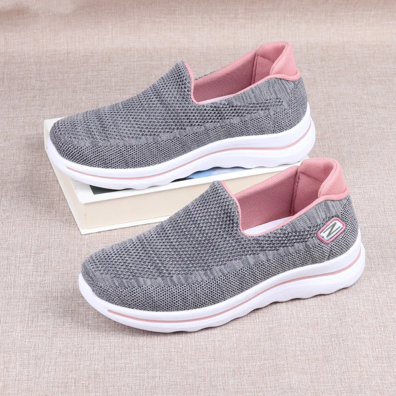 Scarpe da donna 2023 Nuove scarpe pigre One Step, scarpe web casual versatili per mamma, scarpe sportive da donna con suola morbida, traspiranti