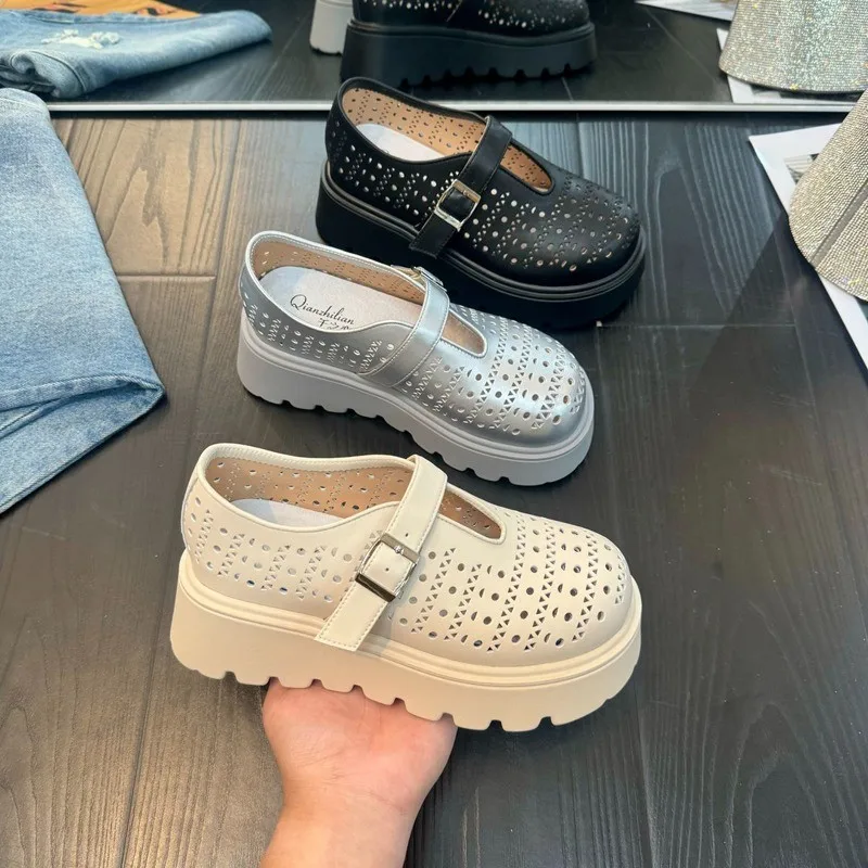 

Women Platform Sandals Hollow Flats Loafers Shoes 2025 Summer New Designer Casual Mary Janes Shoes Sport Sneakers Zapatillas