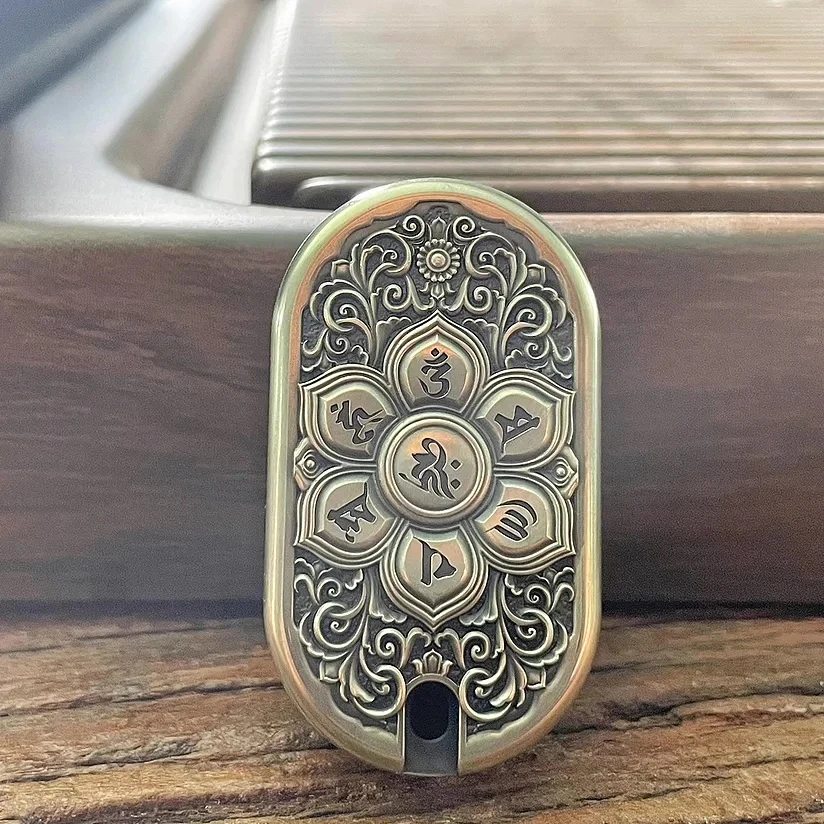 Used EDC Brand New and Unopened, Leyang Machinery K × Magic Art Joint Model, Old Model, White Copper Material