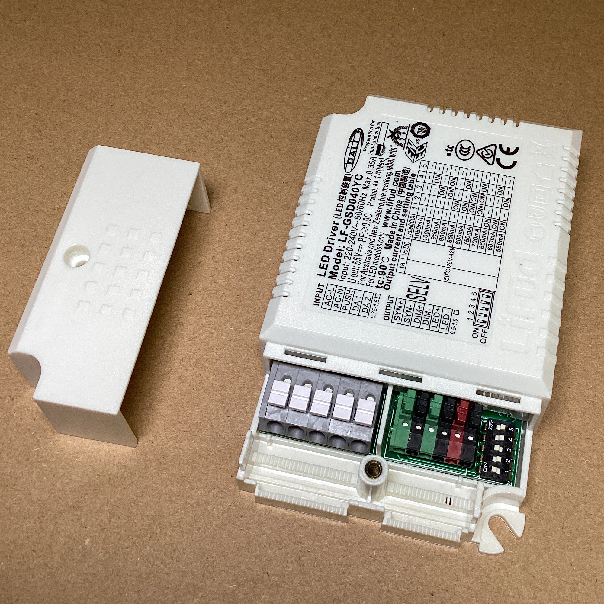 0-10V Dimmable 40W 44W 60W LED Driver DALI Tranformer LF-GSD040YC for LED Panel Lights