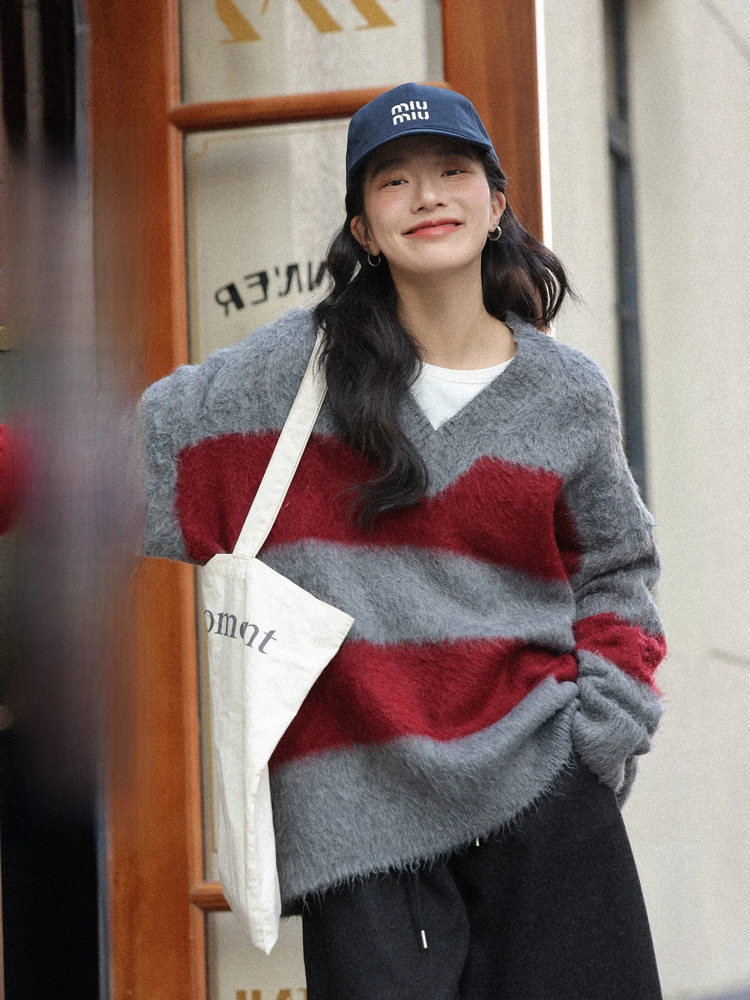 

V-Ne Color Blo Thiened Sweater Women's Loose Lazy Sle Winter Faion American Brand Online Exclusive Long Sve Top