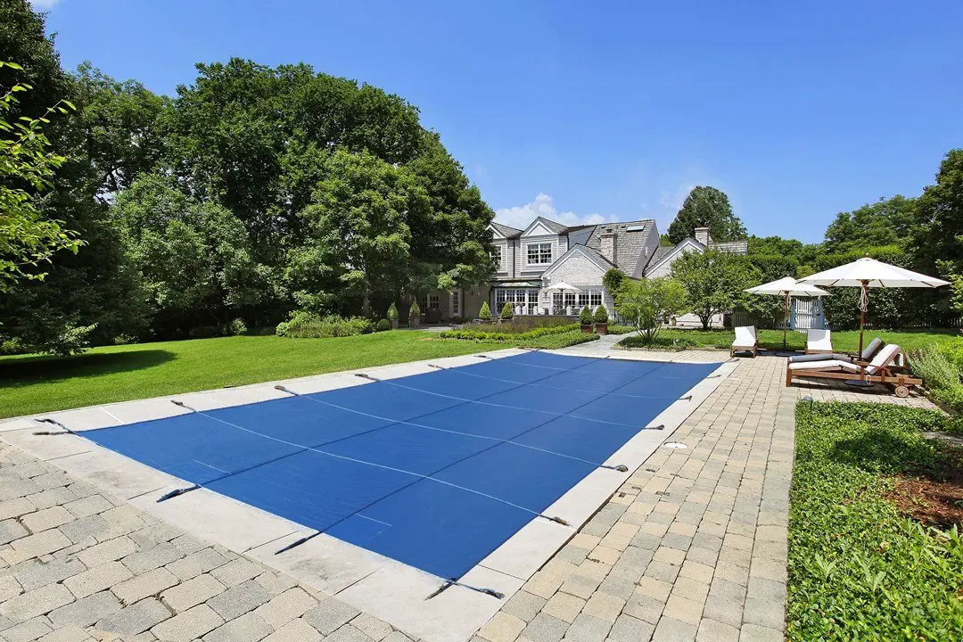 Outdoor Green Inground PVC Coated Mesh Swimming Pool Safety Cover For Winter
