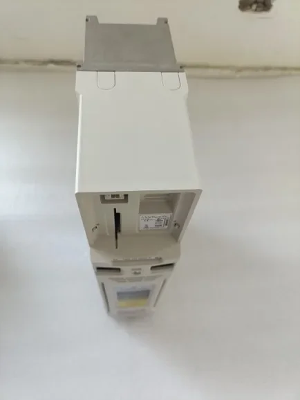 

For Emerson Unidrive E300-032 00106A Drive Inverter Used