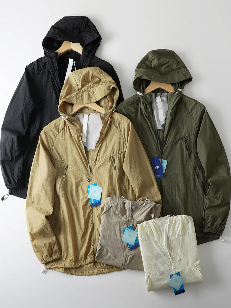 

Lightweight Outdoor Men's Hooded Skin irt Breathable UV Protection Cool Touch Fabric UPF50 Faionable Urban Sle Spring S...