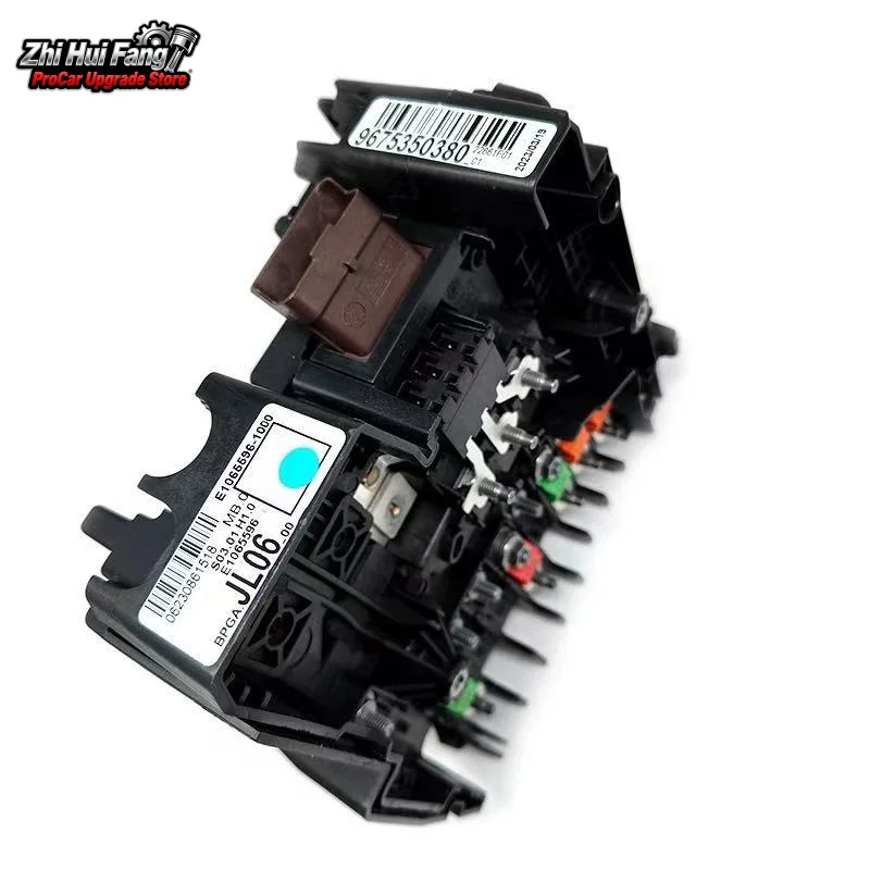 Suitable for Peugeot New 408 308S 4008 Citroen C4 Picasso Battery Manager 9675350280