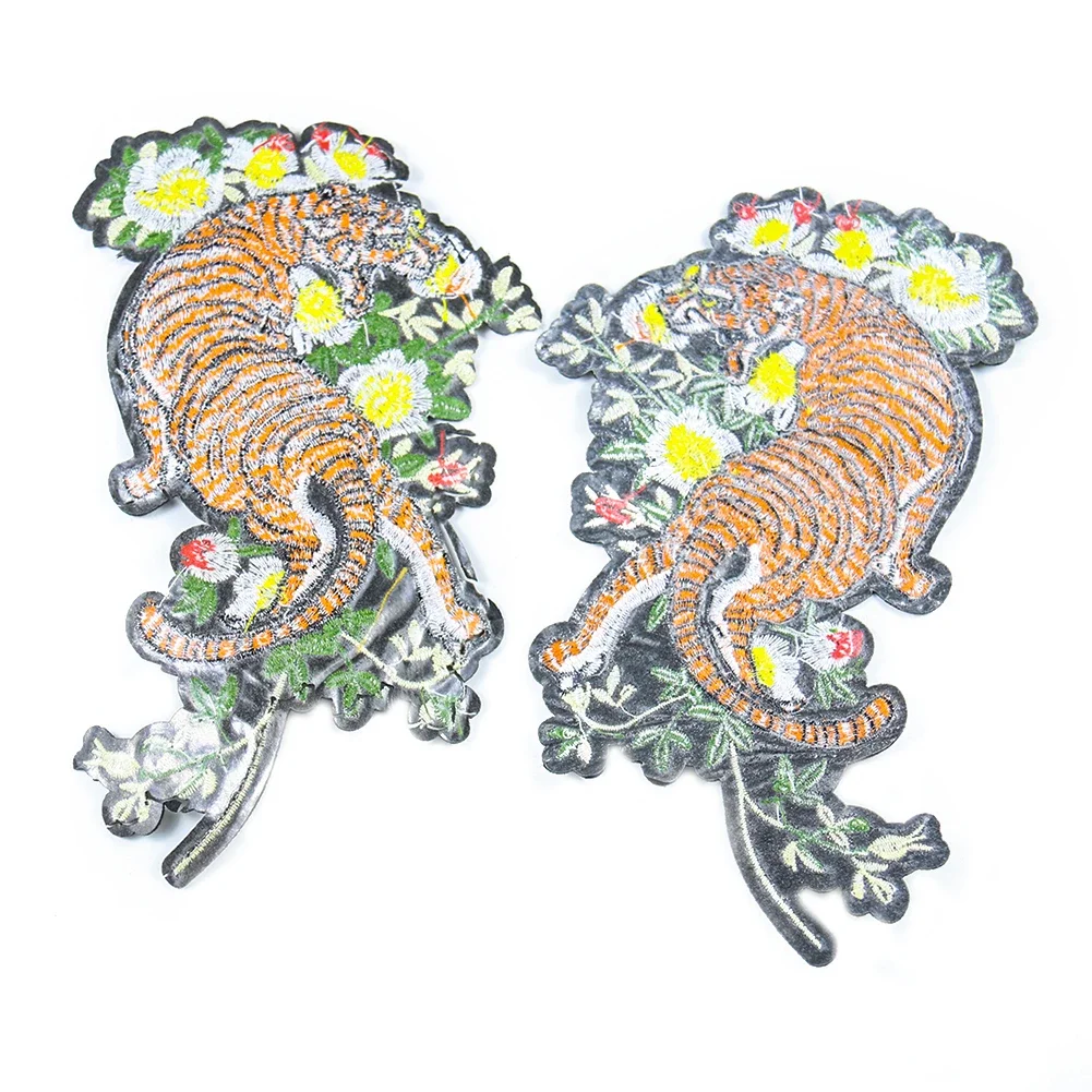 1 Pair of Tiger Flower Cloth Patch with Back Glue Embroidery Cloth Patch Iron on Embroidery Patch Accessories on Clothes