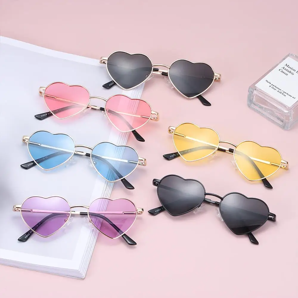 

New Cute Heart Sunglasses for Kids Metal Frame Polarized Sun Glasses Children's Lovely Heart-Shaped Shades Children Gift