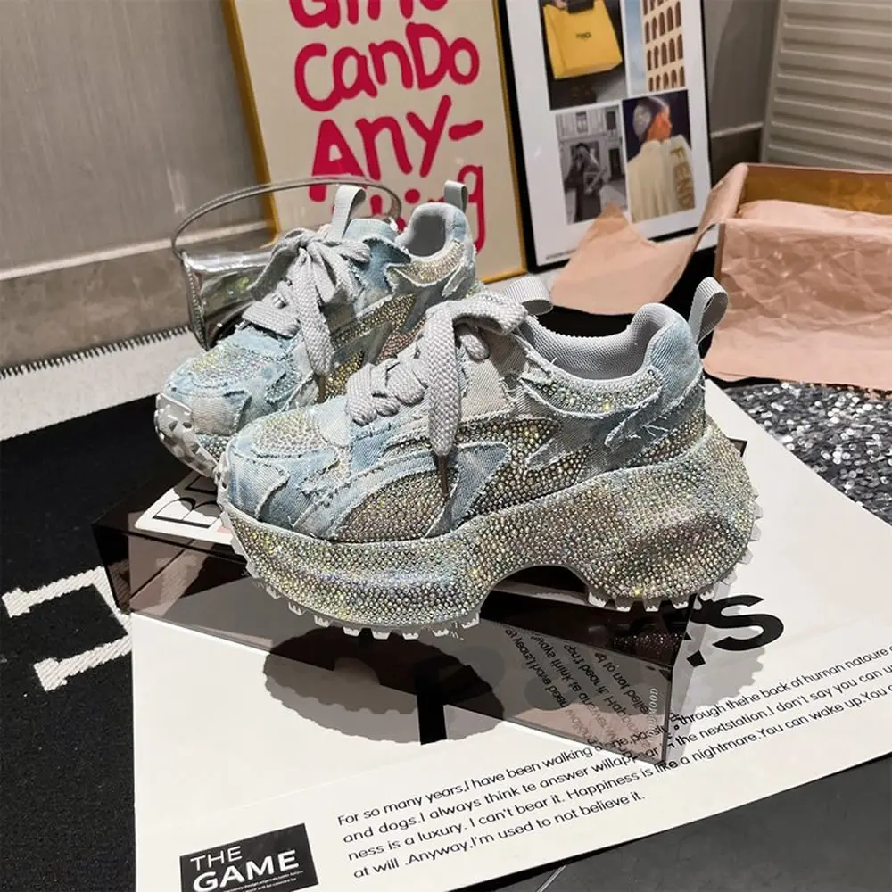 منصة عصرية سميكة القاع عارضة الدنيم المواد أبي أحذية نسائية زيادة الأحذية الرياضية المألوف جولة تو المطاط وحيد