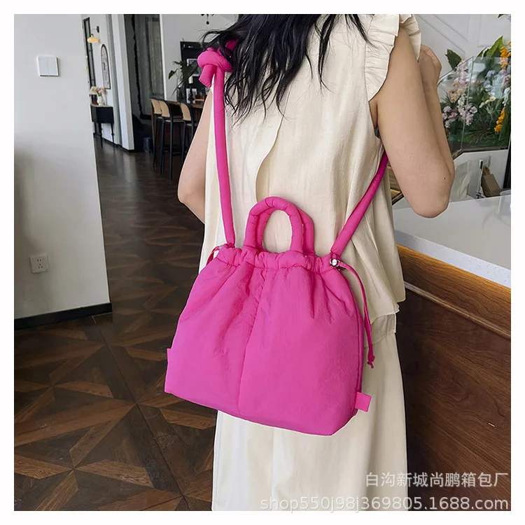 Casual Puffer Bag Designer Padded Women Shoulder Crossbody Bags Drawstring Backpack Nylon Lady Handbags Women Mini Tote Purse