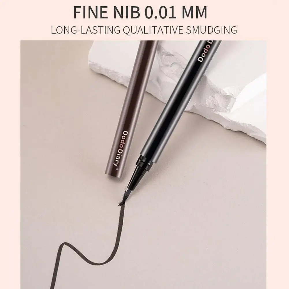 The liquid eyeliner is extremely thin, impermeable spotter brown waterproof and mole L5T9