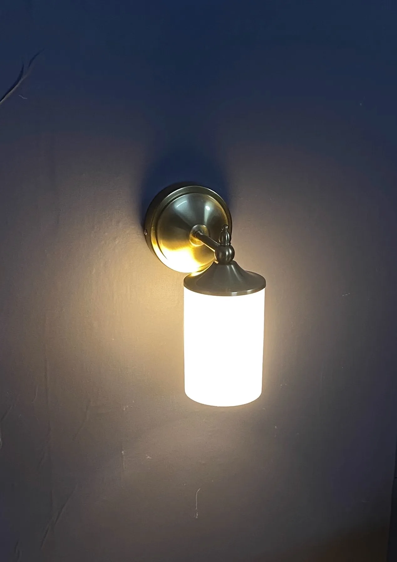 

Retro Copper Wall lamp LED Bedroom Bedside Lamp Simple Staircase Aisle Background Bathroom Wall Lamp