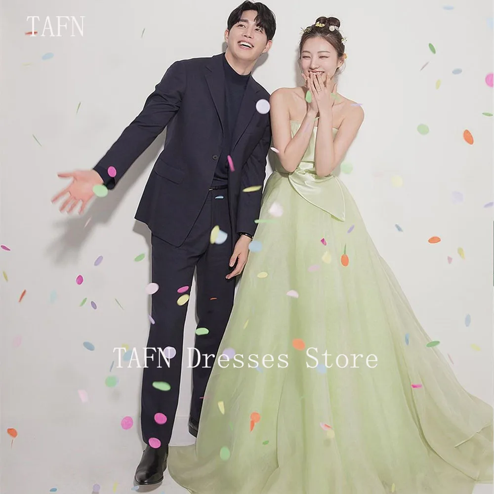 

TAFN Korea Green Wedding Dresses A-line Strapless Floor-Length Tulle Bridal Gown Custom Made Sweep Tarin Photo Shoot Dress