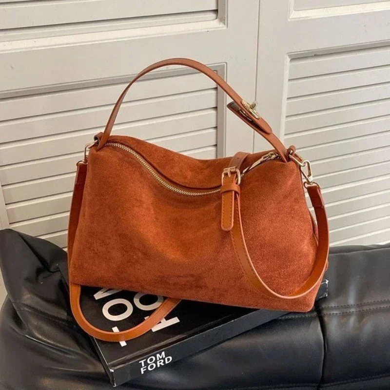 

Retro frosted niche underarm bag 2025 spring new versatile women's bag popular crossbody bag single shoulder tote bag