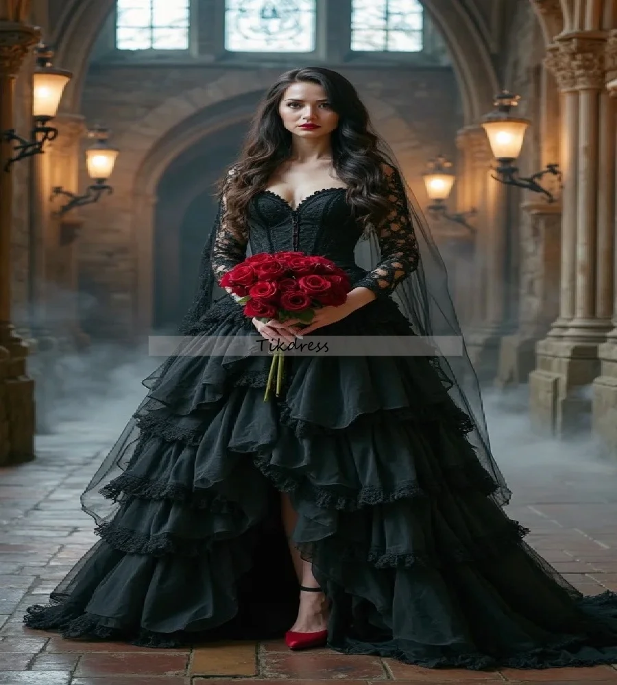 Vestido de novia negro gótico de vampiro con volantes escalonados elegante vestido de novia de encaje de manga larga de la guerra Civil 2025 Medieval personalizado