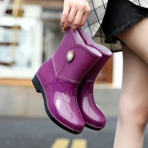 أعلى 6 أحذية مطاطية للمطر للنساء - No2