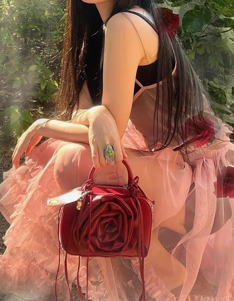 

Korean Style Flower PU Design Rose Floral Handbag Single Shoulder Crossbody Small Square Bag