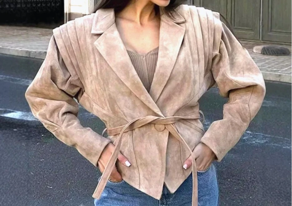 

Women's Fall/Winter 2025 New Street Fashion Tunic Jacket with Belt Lace-up Short Coat