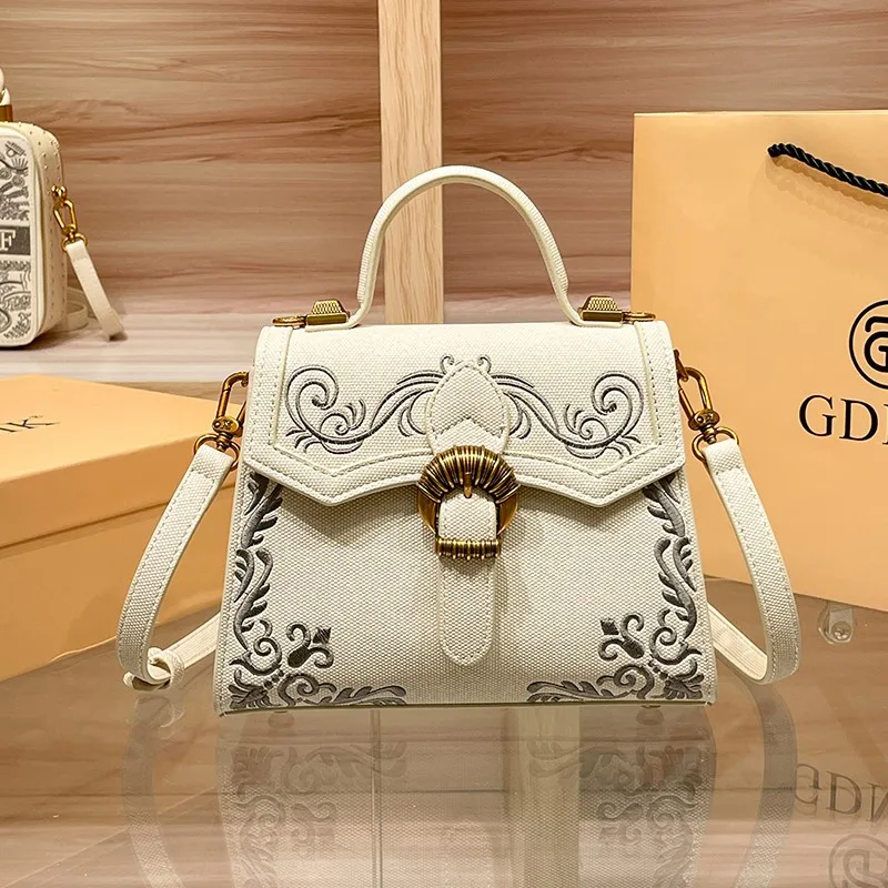 

Brand Women's Handbag 2025 New Embroidered Shoulder Bag Fashion Designer High Quality Versatile Crossbody Bag Mom Bag