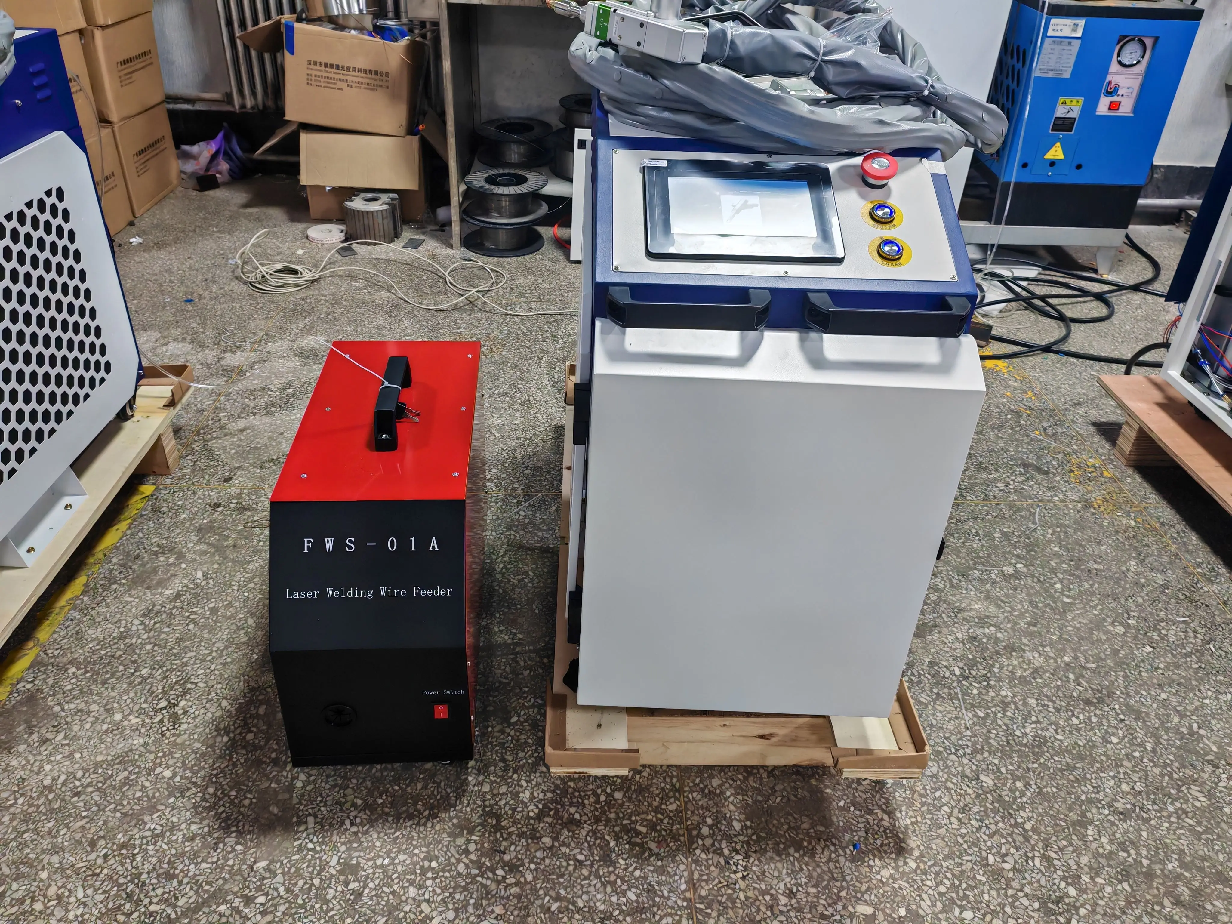 

Portable Laser Machine for Welding 1500w 2000w 3000w Automatic Fiber 4 in 1 Handheld Metal Laser Welder Gun for Metal