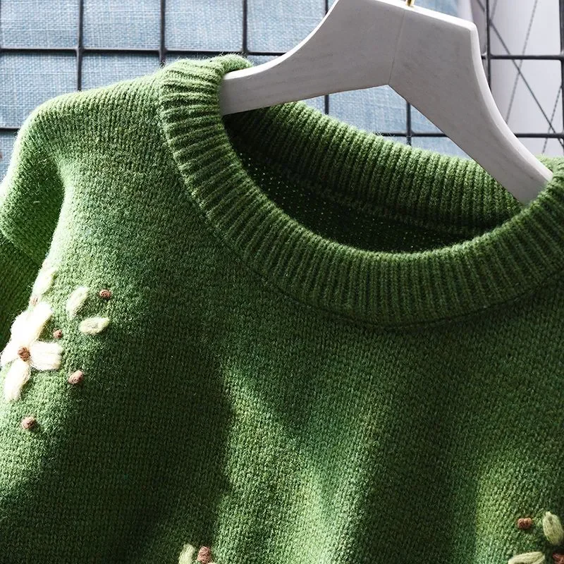 Heavy Industry Flower Embroidered Round Neck Sweater Women Autumn winter New Lazy Style Loose Long Sleeved Knitted Pullover Top