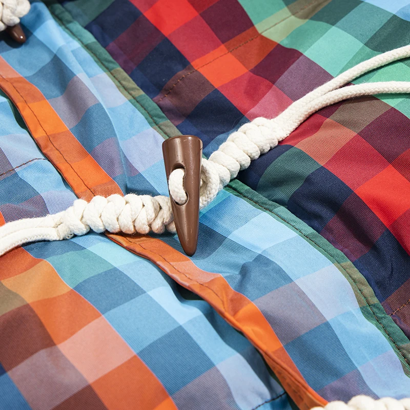 الشارع الشهير الملونة منقوشة مقنعين سترة منتفخة مع حبل تبديل إغلاق معطف الشتاء الدافئ متقلب ملابس خارجية الرجال النساء للجنسين